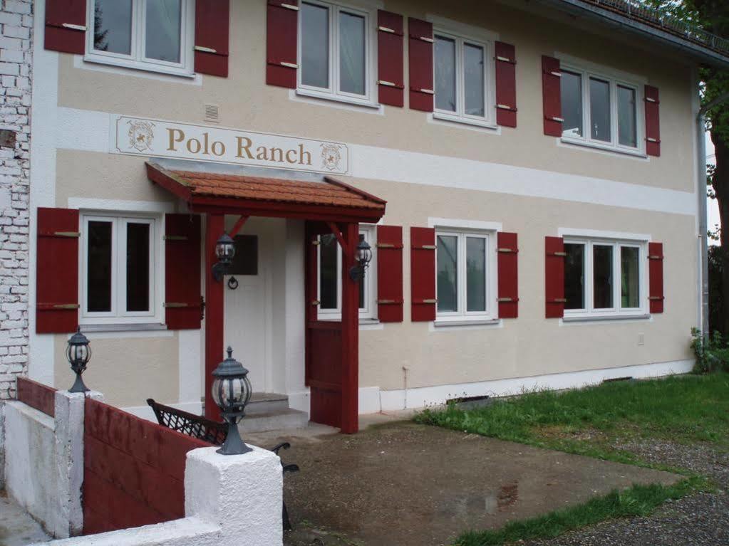Airport Hostel Χαλμπεργκμόος Εξωτερικό φωτογραφία