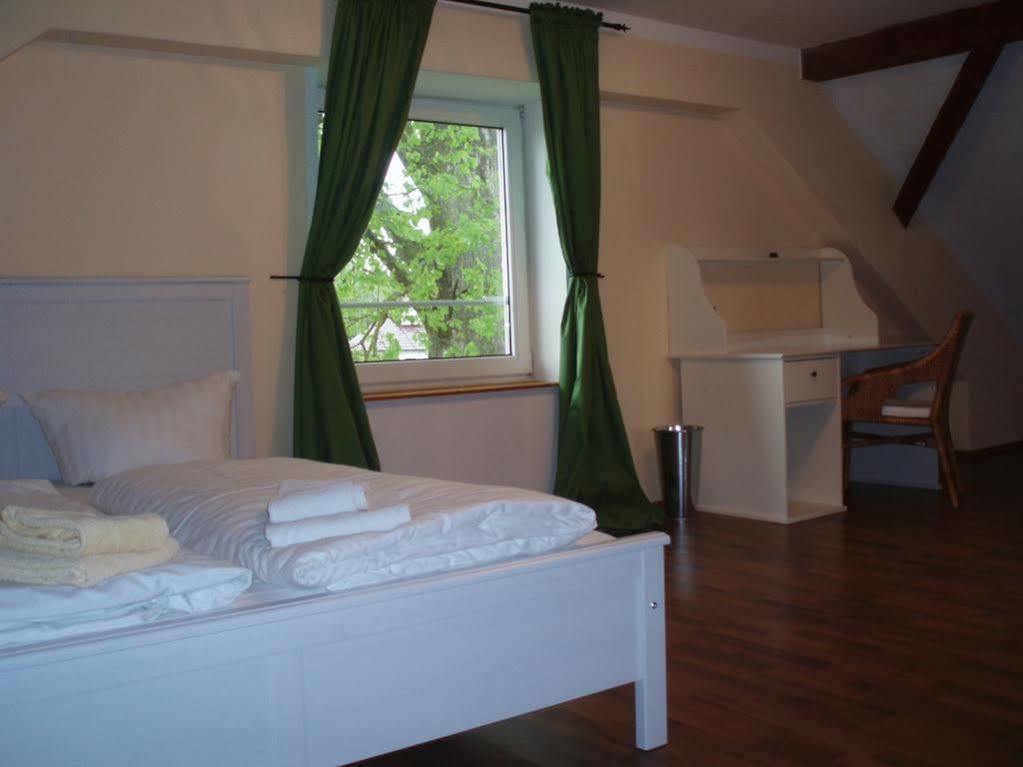 Airport Hostel Χαλμπεργκμόος Εξωτερικό φωτογραφία