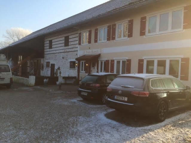 Airport Hostel Χαλμπεργκμόος Εξωτερικό φωτογραφία
